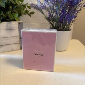 CHANEL Chance Eau Tendre in Soft Pink